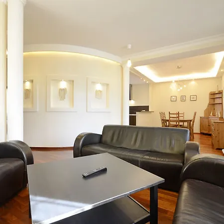 Hotel Dom & House - Apartments Port Monte Cassino *