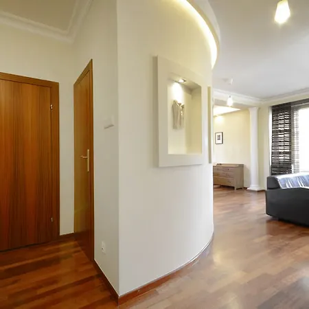 Hotel Dom & House - Apartments Port Monte Cassino