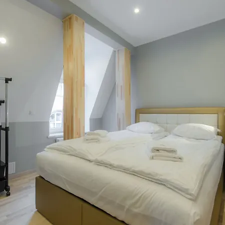 Dom & House - Apartments Port Monte Cassino Hotel *