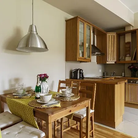 Hotel Dom & House - Apartments Port Monte Cassino *